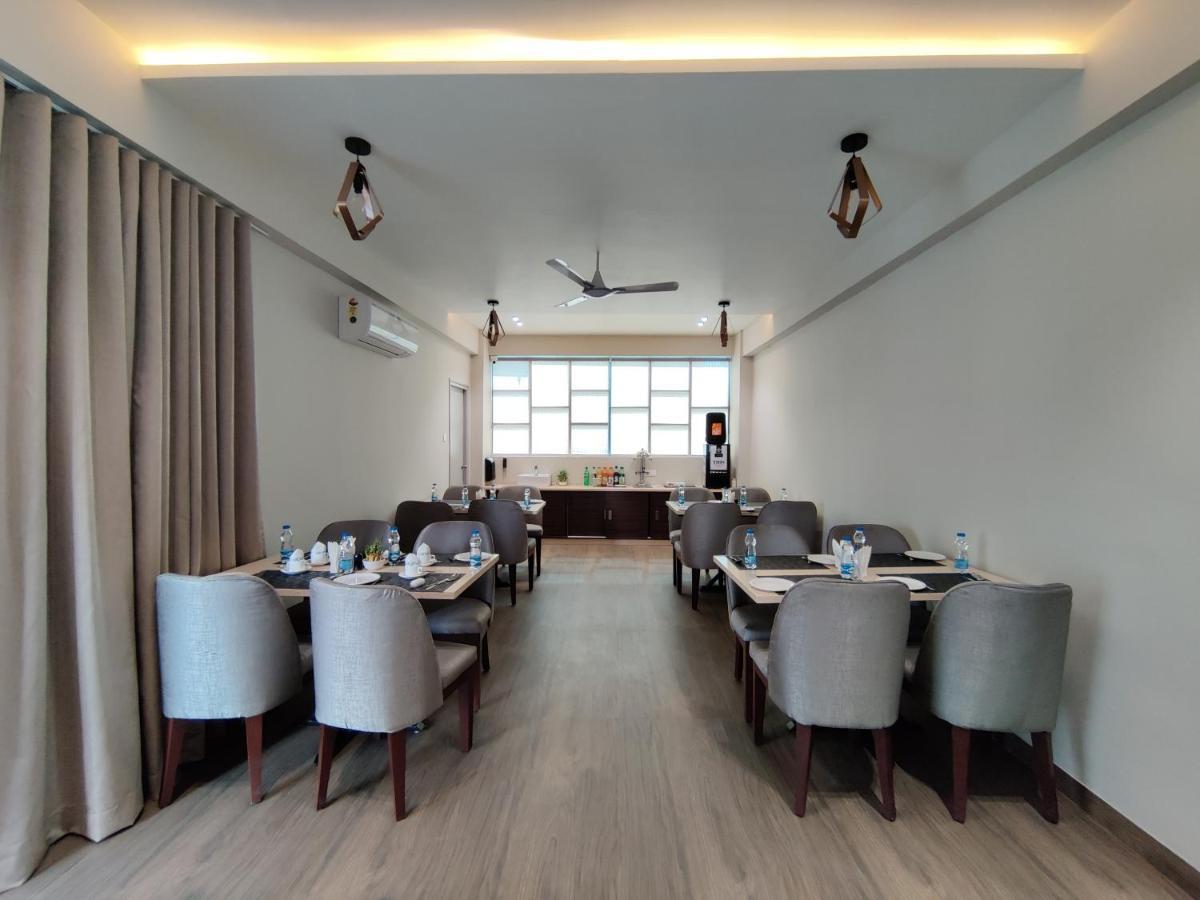 Park Iris Hotels, Bharathi Nagar Vijayawāda Exterior foto